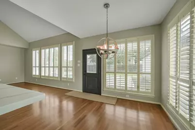 9730 Harrison Lane, Missouri City, TX 77459 - Photo 7