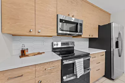 1112 Bering Drive #66, Houston, TX 77057 - Photo 3