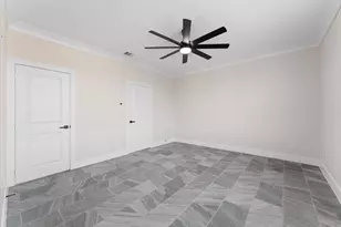 1908 Dismuke St, Houston, TX 77023 - Photo 31