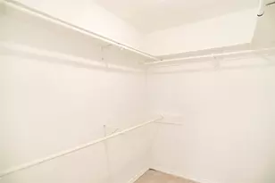 16342 Maple Downs Ln, Sugar Land, TX 77498 - Photo 13