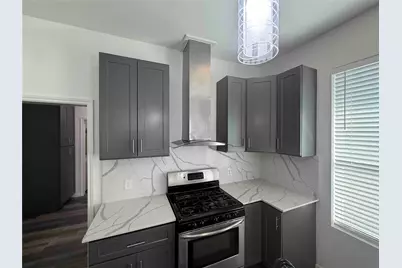2404 Burkett Street, Houston, TX 77004 - Photo 11
