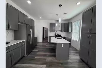 2404 Burkett Street, Houston, TX 77004 - Photo 7
