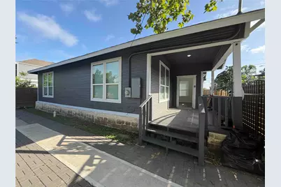 2404 Burkett Street, Houston, TX 77004 - Photo 5