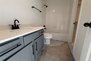 4013 Sterling Springs Ln, League City, TX 77573 - Photo 13