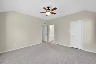 8051 Bay Branch Dr, The Woodlands, TX 77382 - Photo 17