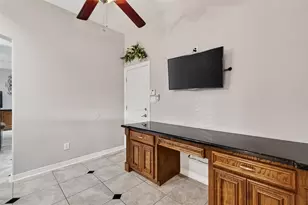 9102 S Pass Ln, Houston, TX 77064 - Photo 21