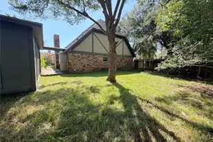 101 Rose Trail, Lake Jackson, TX 77566 - Photo 15