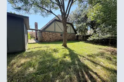101 Rose Trail, Lake Jackson, TX 77566 - Photo 15