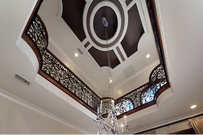 230 S Fazio Way, The Woodlands, TX 77389 - Photo 9