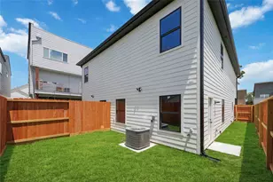 3324 Francis Ct, Houston, TX 77004 - Photo 23