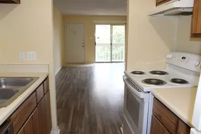 3919 Fairmont Parkway #200, Pasadena, TX 77504 - Photo 3