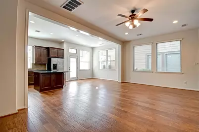 20 Cheswood Manor Court, The Woodlands, TX 77382 - Photo 7