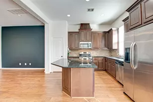 20 Cheswood Manor Court, The Woodlands, TX 77382 - Photo 11