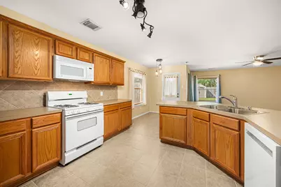 19426 Dolan Springs Drive, Tomball, TX 77377 - Photo 11