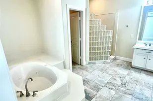 807 Kipp Ave, Kemah, TX 77565 - Photo 9