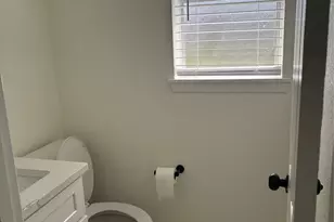 608 Circle Way, Alvin, TX 77511 - Photo 9