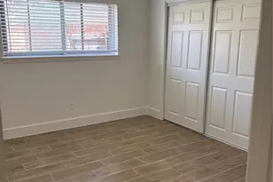 608 Circle Way, Alvin, TX 77511 - Photo 7