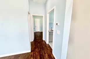 1418 30th St, Galveston, TX 77550 - Photo 9