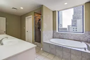 914 Main St, Houston, TX 77002 - Photo 7