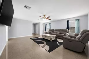16454 Peyton Stone Cir, Houston, TX 77049 - Photo 5