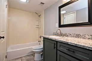2410 Valley Dr, Brenham, TX 77833 - Photo 11