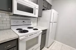 4647 Wild Indigo St, Houston, TX 77027 - Photo 21
