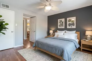 4647 Wild Indigo St, Houston, TX 77027 - Photo 7