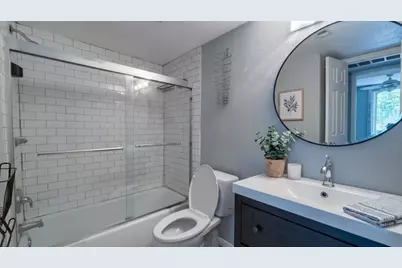 4647 Wild Indigo Street #354, Houston, TX 77027 - Photo 15