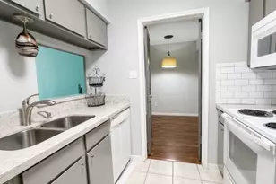 4647 Wild Indigo St, Houston, TX 77027 - Photo 17