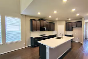 2307 Sweet Bay Dr, Dickinson, TX 77539 - Photo 7