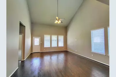 2307 Sweet Bay Drive, Dickinson, TX 77539 - Photo 9