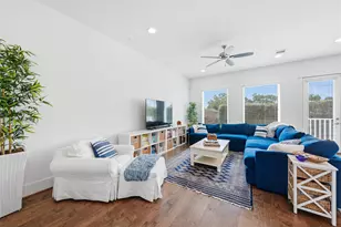 327 Yale Oaks Ln, Houston, TX 77091 - Photo 7
