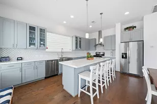 327 Yale Oaks Ln, Houston, TX 77091 - Photo 13