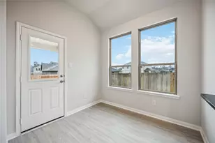 2702 Pheasant Hl Ct, Conroe, TX 77306 - Photo 9