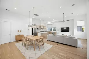 9818 Mocking Bird Hill Ln, Houston, TX 77080 - Photo 9