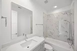 9818 Mocking Bird Hill Ln, Houston, TX 77080 - Photo 31