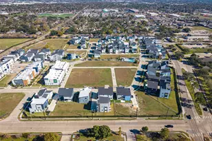 9818 Mocking Bird Hill Ln, Houston, TX 77080 - Photo 45