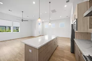 9818 Mocking Bird Hill Ln, Houston, TX 77080 - Photo 15