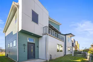 9818 Mocking Bird Hill Ln, Houston, TX 77080 - Photo 37