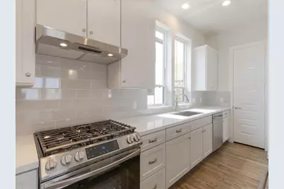 2802 Grand Fountains Drive #F, Houston, TX 77054 - Photo 23