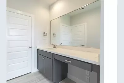 2802 Grand Fountains Drive #F, Houston, TX 77054 - Photo 11