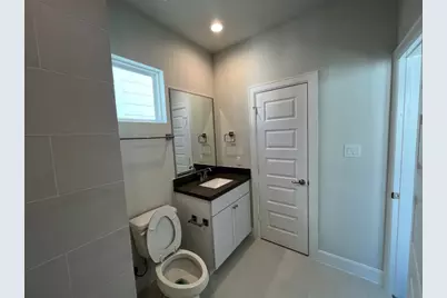 2802 Grand Fountains Drive #F, Houston, TX 77054 - Photo 29