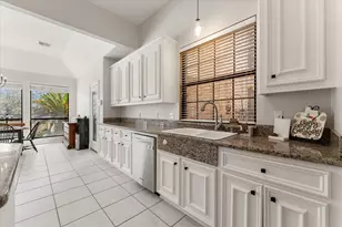 1019 Towering Oaks St, Magnolia, TX 77355 - Photo 7