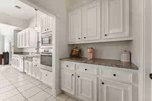 1019 Towering Oaks St, Magnolia, TX 77355 - Photo 5