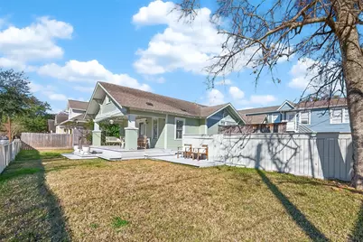 701 Highland Street, Houston, TX 77009 - Photo 3