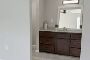 11319 Paramount Ln, Houston, TX 77067 - Photo 9