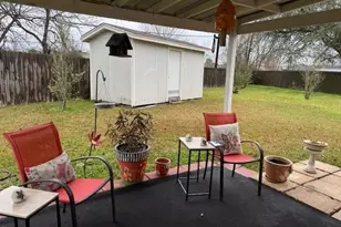 245 N Clover St, Bridge City, TX 77611 - Photo 21