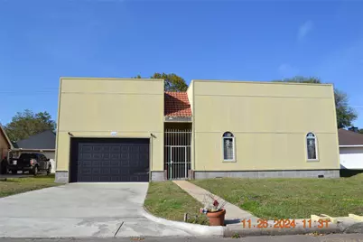 3106 Ashfield Drive, Houston, TX 77082 - Photo 1