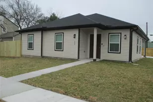 217 Miriam St, Baytown, TX 77520 - Photo 33