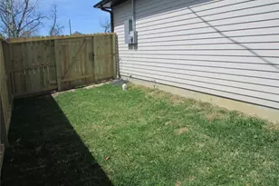 217 Miriam St, Baytown, TX 77520 - Photo 43